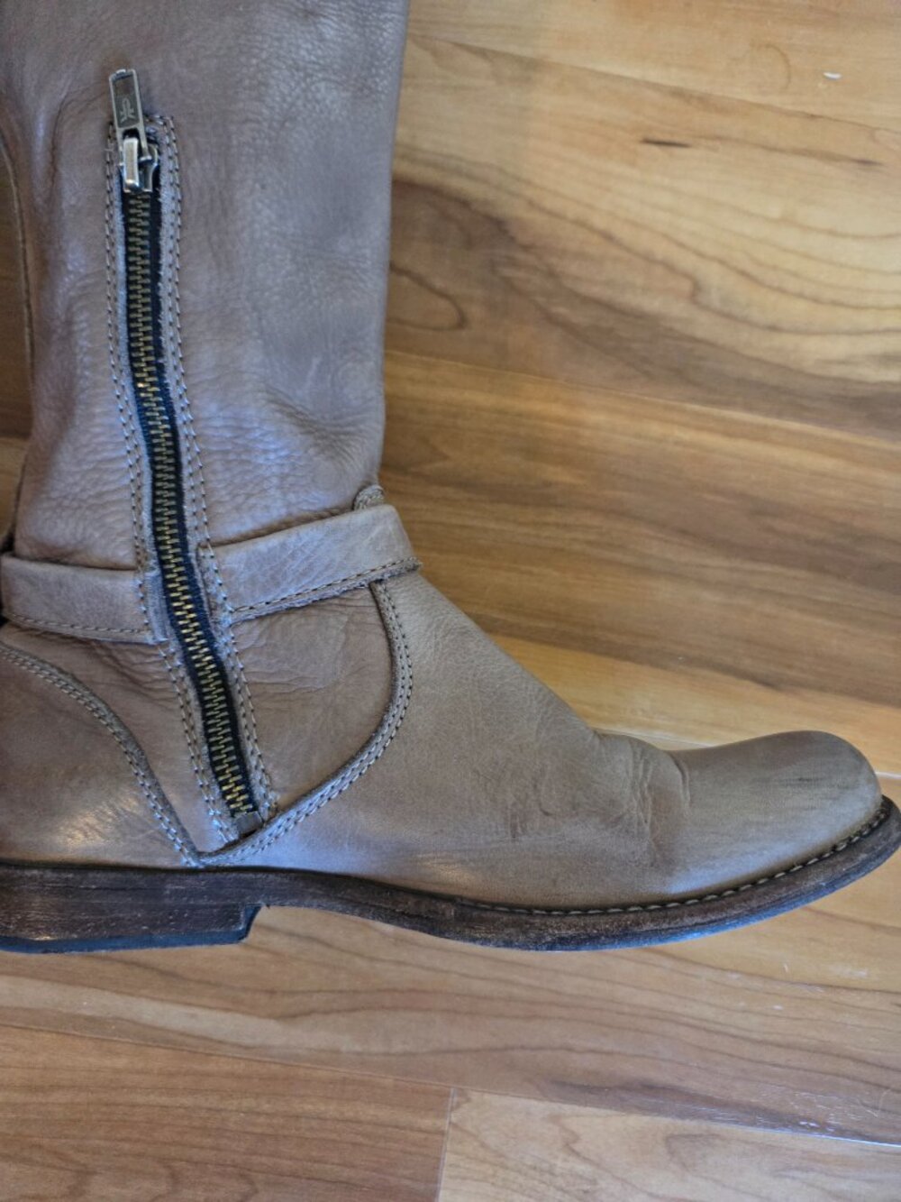 Frye Light Brown Tall Leather Riding Boots Women's Size 7.5 - Picture 4 of 12